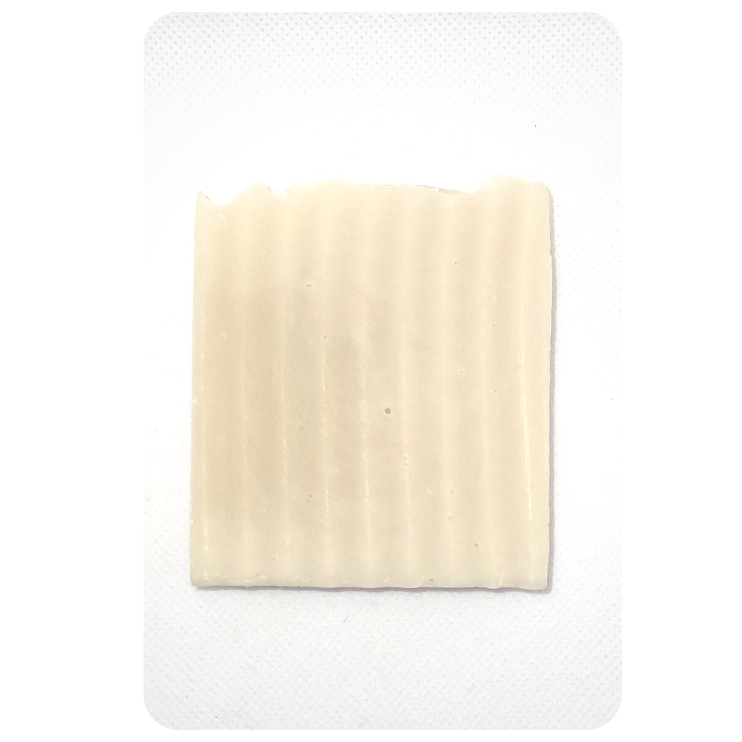 3.5 OZ kaolin clay soap bar with no scents added. These soaps are bubbly and cleansing. They are made with all-natural vegan, gluten-free, and eco-friendly products and packaging.  Samples/Travel size (.5oz) is also available.   Ingredients: Olive oil, Coconut oil, Shea butter, Hemp seed oil, Castor oil, Water, Lye, and Kaolin clay.